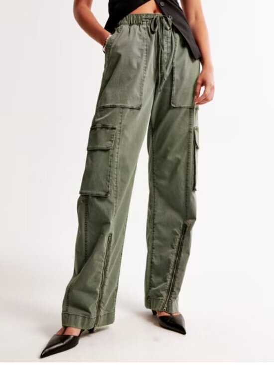 Abercrombie & Fitch Pants - Abercrombie & Fitch Olive Green Baggy Cargo Pull-On Pant - Size XL